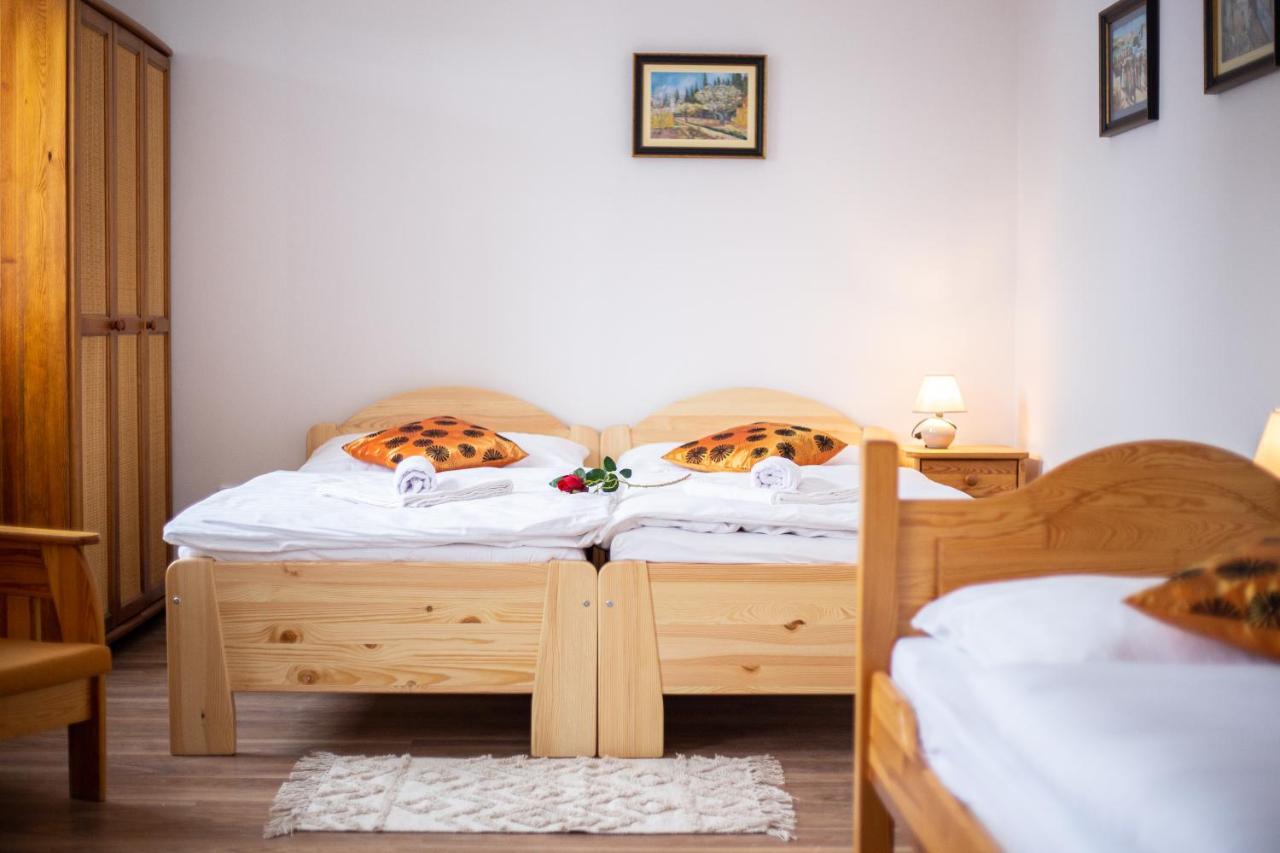 Palatin Guest house *